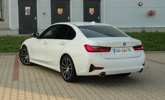 BMW Rad 3 330d A/T DPH - 3