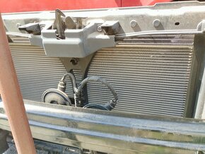 Hyundai i30 2009 chladičovku 64101-2r000 - 3