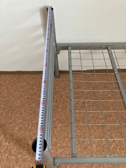 kovová postel, 8ks - 3