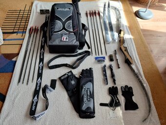 PRODÁM NOVÝ LUK SAMIC SAGE 62,40 LBS S VYBAVENÍM - 3