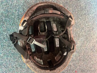 Dětská helma (koloběžka, in-line, freestyle) - 3