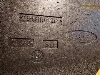 Ford Mondeo Mk4 2008 vložka do kufru - 3