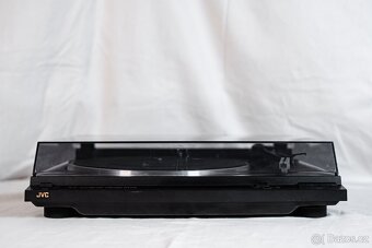 Gramofon JVC - 3