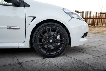 Clio III RS (Phase 2) Recaro - 3
