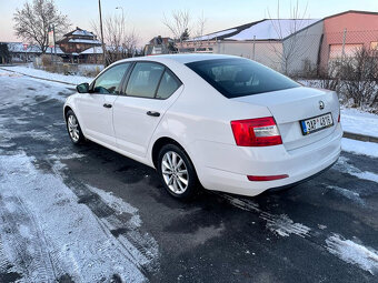 Škoda Octavia 1.6 TDi Manuál - Auto na splátky bez registru - 3