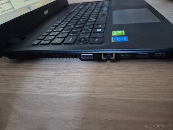 Starší herní notebook Accer - 3