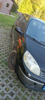 Renault Megane Scénic - 3