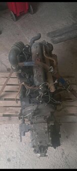Motor avia a 31 pneumatiky i s ráfkama - 3