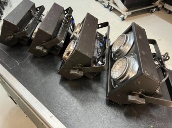 Blinder Eurolite DMX - 3