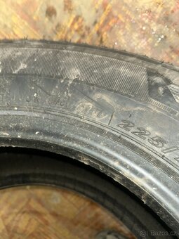 225/70R15C Nexen - 3
