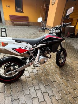 Husqvarna SMR 125 4t - 3