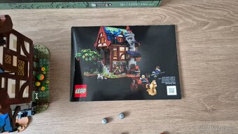 LEGO Ideas 21325 Středověká kovárna - 3