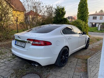 Jaguar XF 5.0 2009 závada na motoru - 3