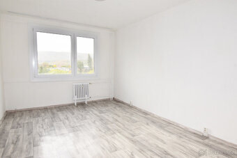 Pronájem bytu 2+1 61 m² Královéhradecká, Klášterec nad Ohří - 3
