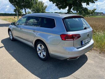 VW Passat B8 Variant 2.0TDI 110kW DSG rok 2022- Elegance - 3