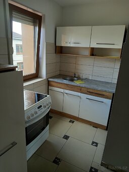 Pronajmu byt polsko ( blisko cz )( pro jednou osobu) - 3