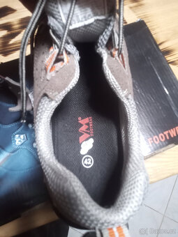 Pracovní boty vel. 42 - 3