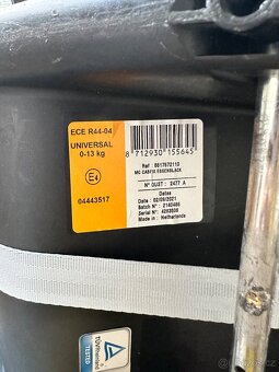 Autosedačka Maxi-Cosi Cabriofix + báze - 3