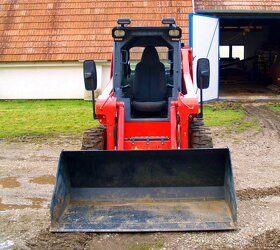 Smykový nakladač GEHL 6640 - servis za 150t Kč hotový - 3