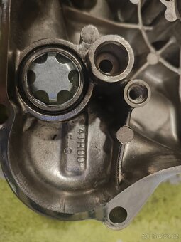 Yamaha Dragstar - víko statoru, použité - 3