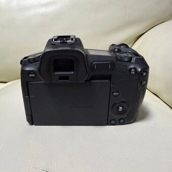 Canon EOS R – tělo - 3