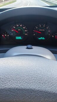 Jeep grand Cherokee 3,7 benzín LPG - 3
