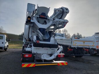 IVECO AD360X42Z OFF betonpumpa - 3