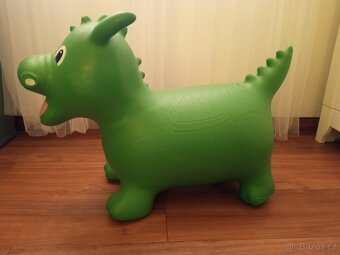 Gumové hopsadlo drak - 3