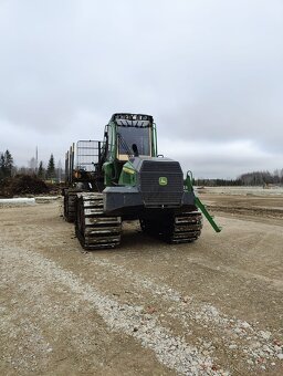 Vyvážecí souprava JOHN DEERE 1010G IBC - 3