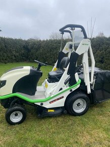 Zahradní, komunální traktor Etesia Buffalo 100 4x4 - 3