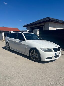 BMW E91 325D LCI M-paket - 3