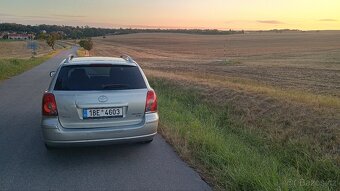 Toyota Avensis 2.2 130kw - 3