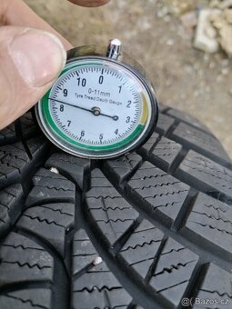 225/45/18 zimni pneu MICHELIN a KUMHO 225/45 R18 - 3