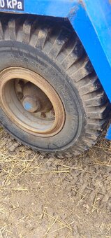 Jednoosý vlek za traktor - 3