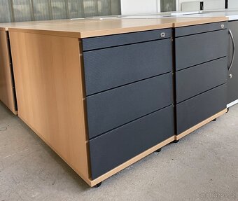 Kvalitní kancelářské stoly, kontejnery, skříně 👈 - 3