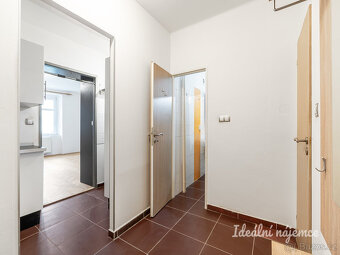 Pronájem bytu 1+1, Jakutská, Vršovice, 18.900 Kč/měs, 44 m2 - 3