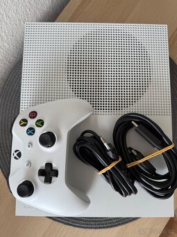 XBOX ONE S 1TB TOP STAV - 3