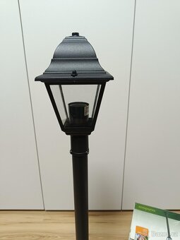 Prodám 2 ks venkovní zahradní stojací lampa - 3