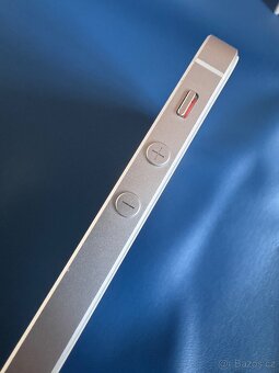 Apple iPhone SE 1.gen (2016) 32GB silver - 3
