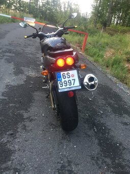 Aprilia Tuono 2004 - 3