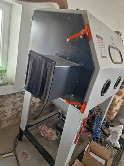 Pískovací box TTB 120+ průmyslový odsavač POJ2 - 3
