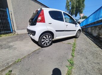 Peugeot 107 - 3