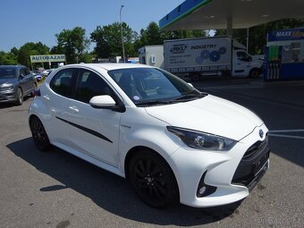 Toyota Yaris 1.5 e-CVT HYBRID,AUTOMAT,GARANCE KM, 1. MAJIT - 3