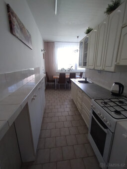 Pronájem bytu 3+1, 74 m² – Vsetín-Sychrov - 3