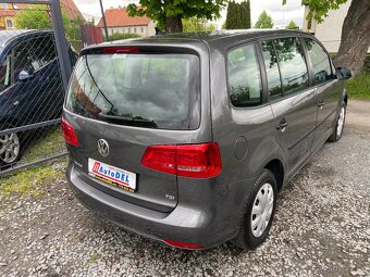 VW Touran 1.6 TDi Navigace,Climatronic - 3