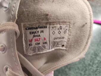 Dívčí zimní brusle - 3