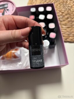 Prodám uv gel laky s mini uv led lampou Gabriella Salvete - 3