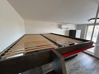 nábytok do obývačky alebo študentskej izby - 3