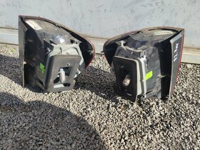 Zadní světlo, výztuha Fox - 3