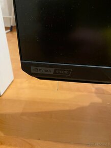 Samsung Odyssey G7 28” - 3
